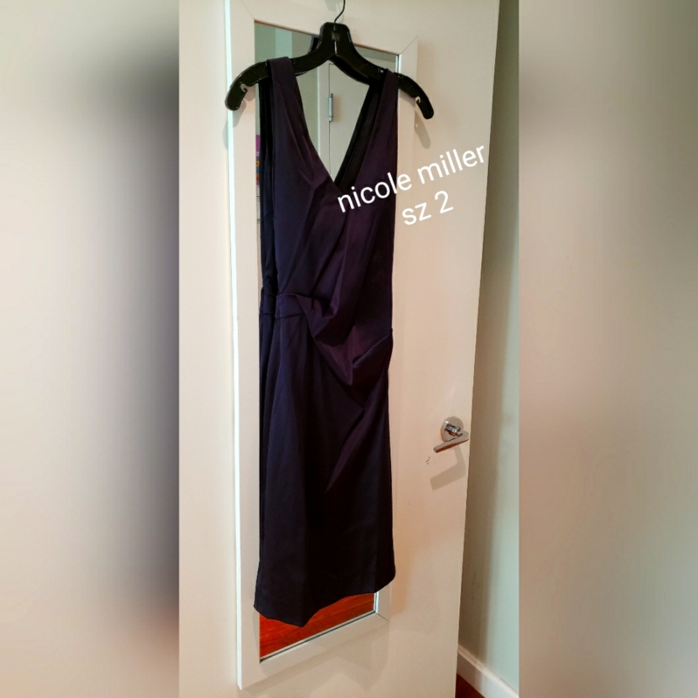 NWT Nicole Miller black v-neck satin dress